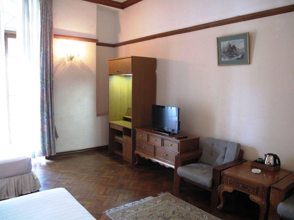 Yuzana Garden Hotel Yangon Exteriör bild