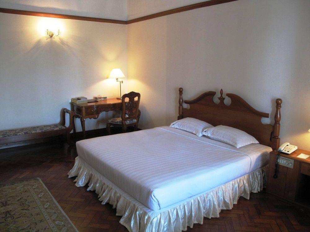 Yuzana Garden Hotel Yangon Exteriör bild
