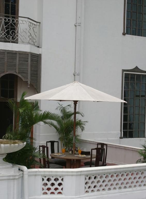 Yuzana Garden Hotel Yangon Exteriör bild