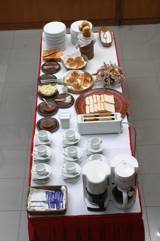 Yuzana Garden Hotel Yangon Exteriör bild